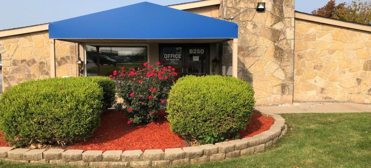 Fairbridge Inn Express Мерилвил Екстериор снимка